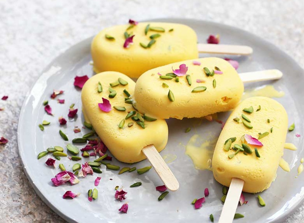 ice cream with saffron4